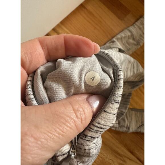 Lululemon Long Sleeve Top - Picture 7 of 7